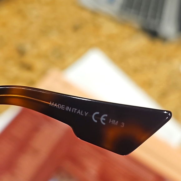 Sunglasses Dior - Picture 6 of 9